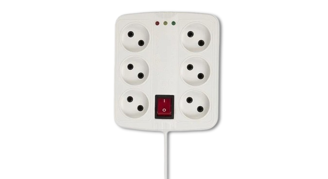 محافظ ولتاژ ششخانه با کابل ۳ متری مناسب لوازم صوتی و تصویری