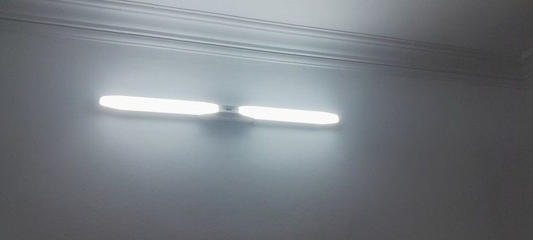 چراغ دیواری پارس لایت مدل آندیا ۴۰ وات نور مهتابی براکتی - خرید از کالای برق احمدی