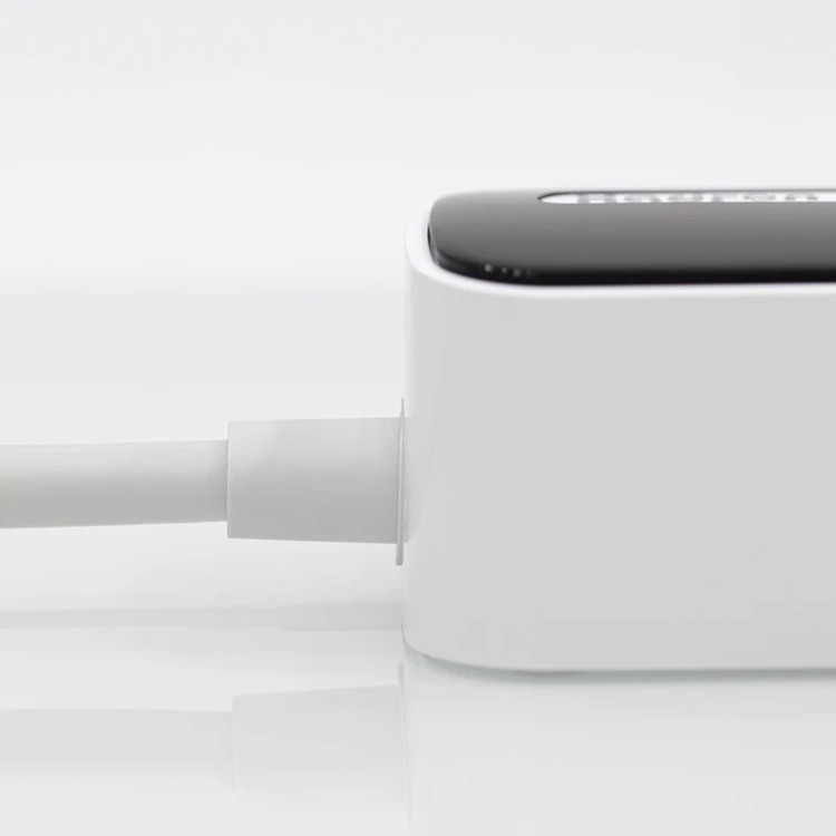 محافظ ولتاژ هارمونیک هادرون مدل P244 | چندراهی ۴ خانه با حفاظت THD و دو رله